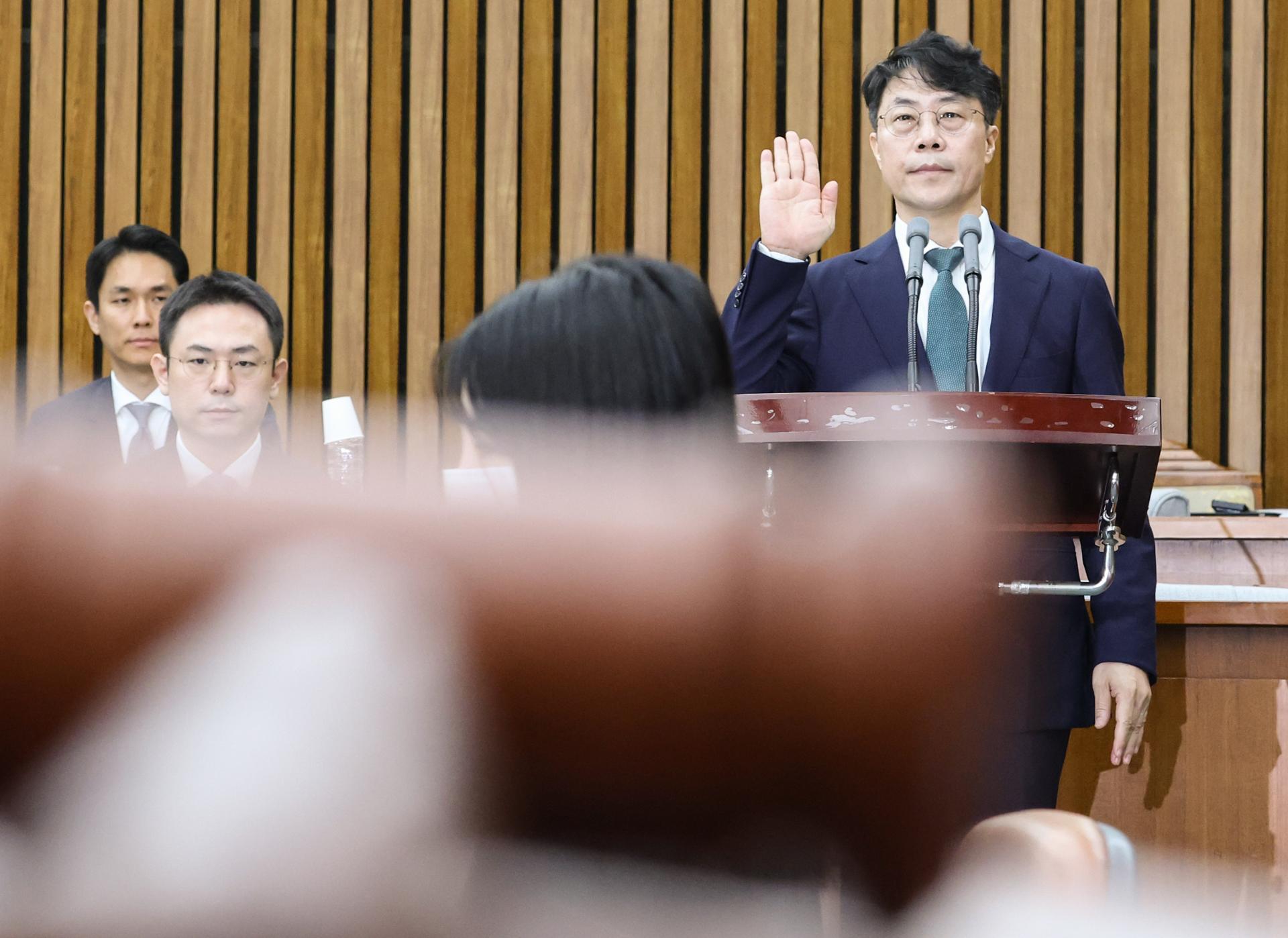 Parliamentary committee adopts confirmation hearing report for Supreme Court justice nominee