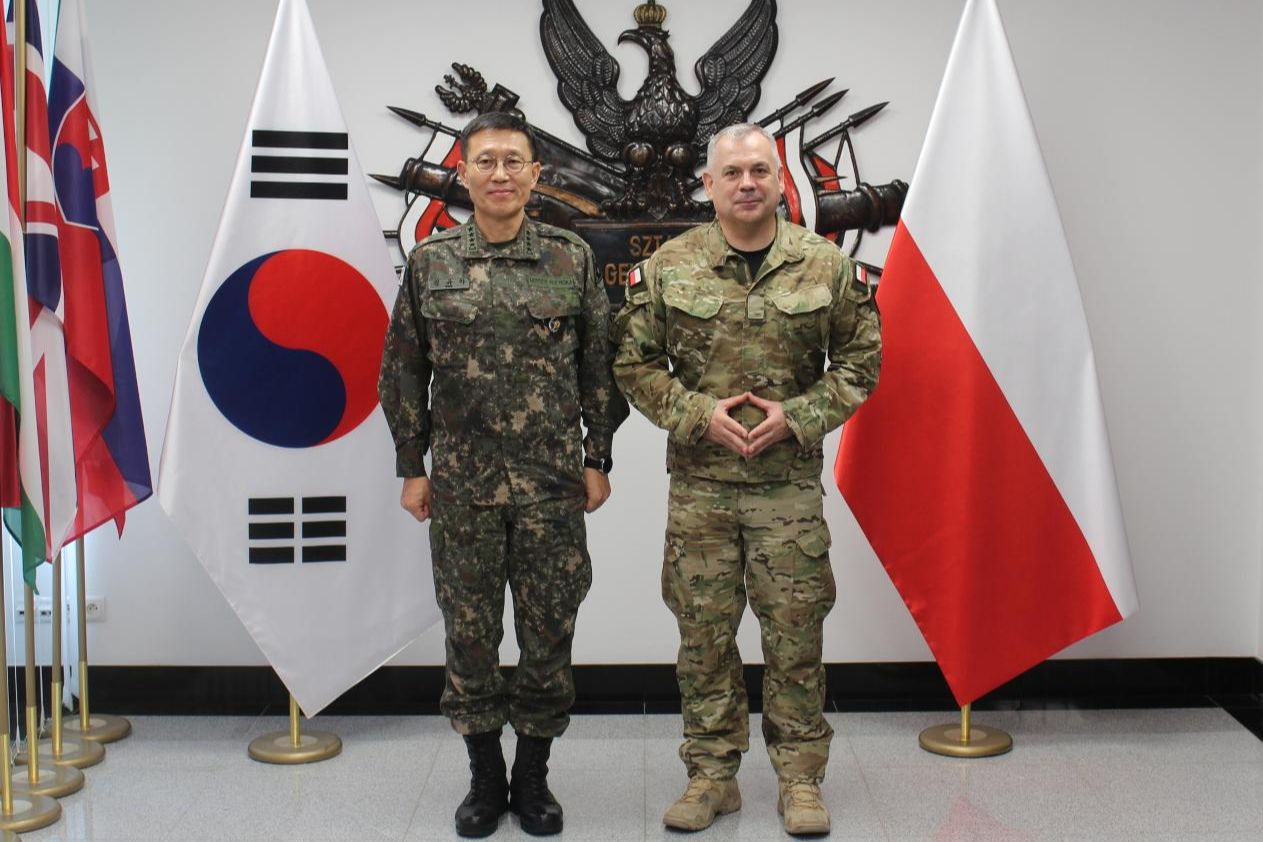 Army chiefs of Korea, Poland discuss expanding military, defense industry cooperation