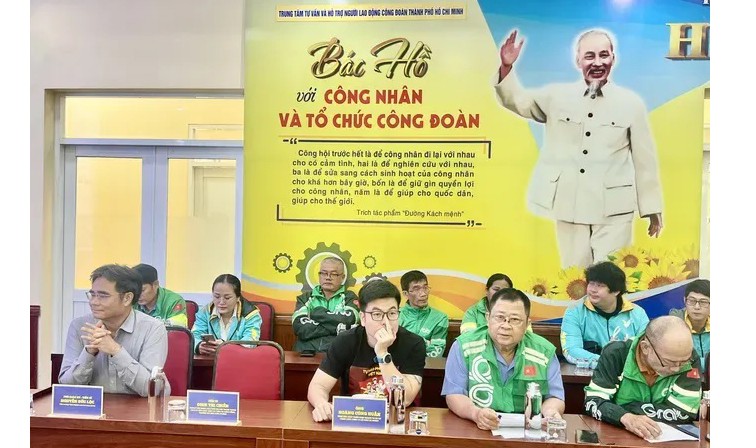 Legal experts push standardized contracts protecting ride-hailing drivers