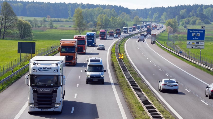 Transport on the road: Association: Long trucks no relief during low water levels