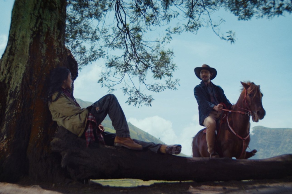 Oscars: Indonesia Selects Kamila Andini’s ‘Four Seasons in Java’ for International Feature Race (EXCLUSIVE)