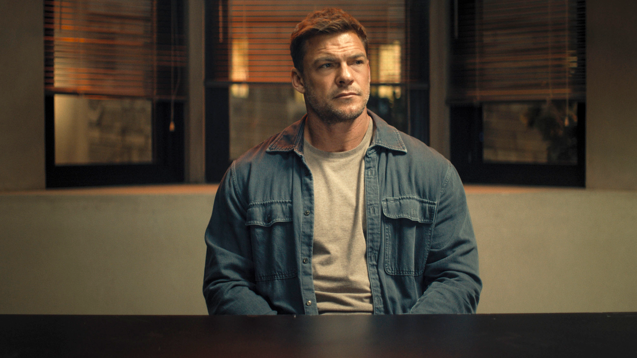 Alan Ritchson does his best John Wick impression in a hyper-violent 'Reacher' season 4 finale