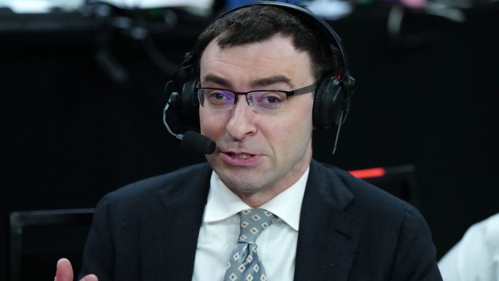 Jason Benetti Will Call NBA Games for NBC This Season