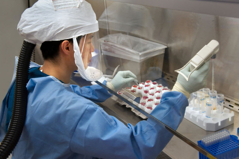 Biotechnology and AI Reshape Medicine Development Across the UAE and Beyond