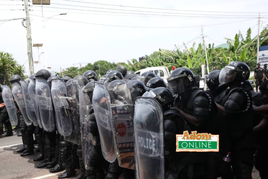 On arrested; two shot dead as Police foil robbery attempt at Labone GCB