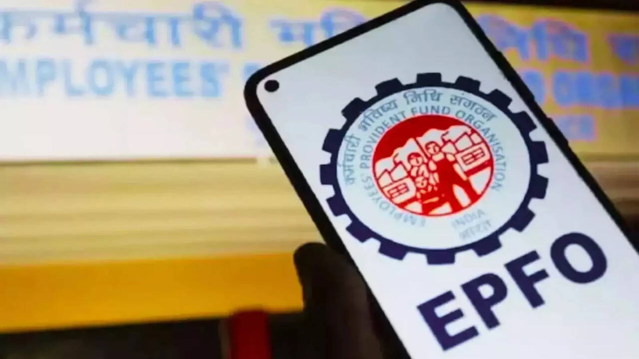 Cabinet approves raising EPFO wage ceiling from Rs 15,000 to Rs 25,000