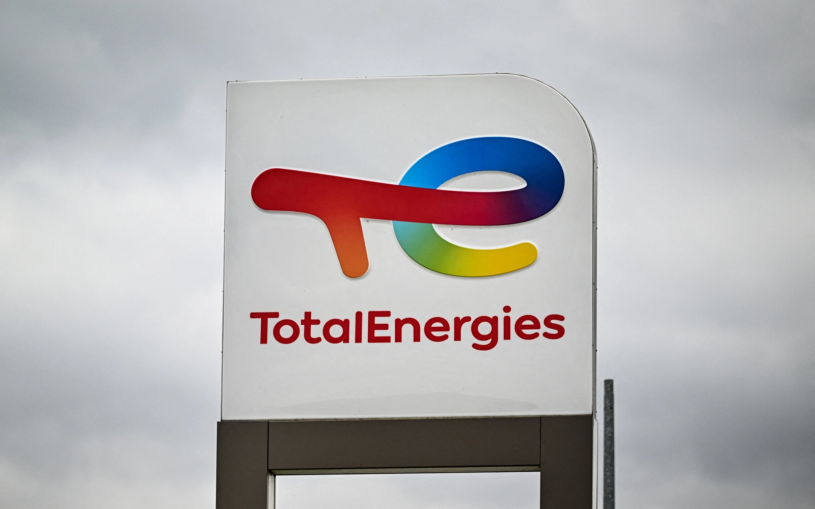 TotalEnergies says to buy Shell’s wind, solar business in Europe