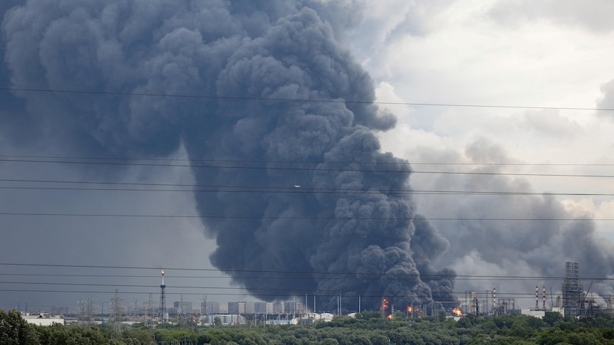 Ukrainian defector to Russia killed in bomb attack, Kyiv targets oil refinery