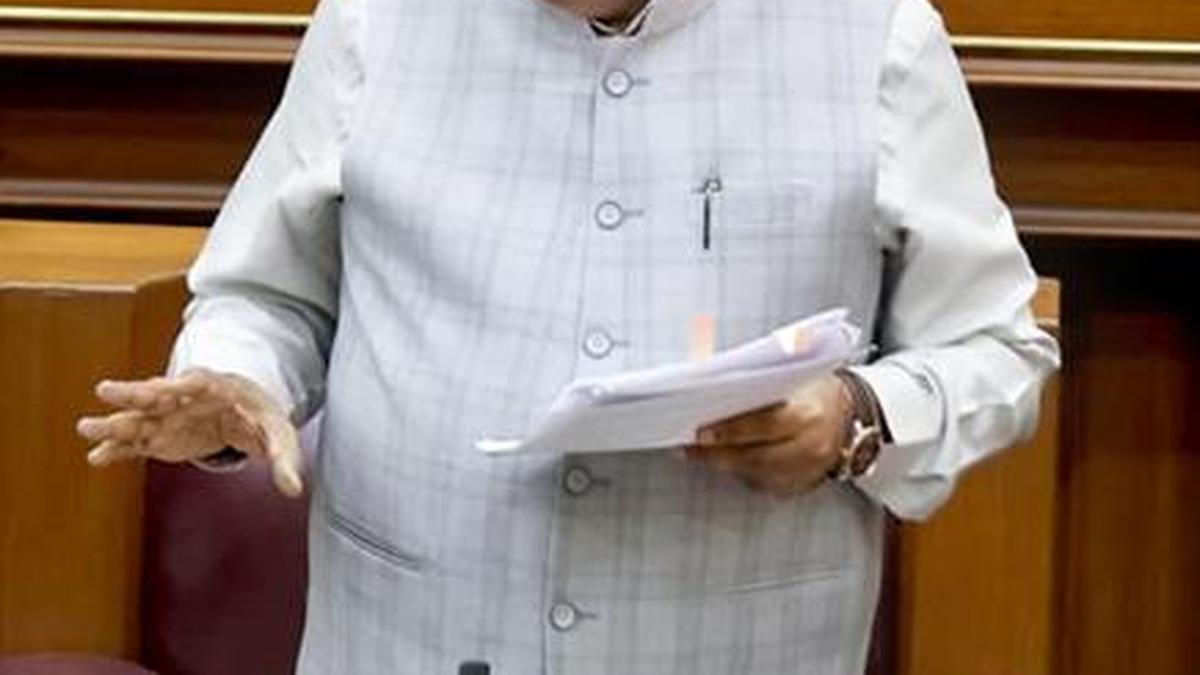 Mekedatu: Cheluvarayaswamy asks officials to prepare a time-bound action plan for expediting clearance process