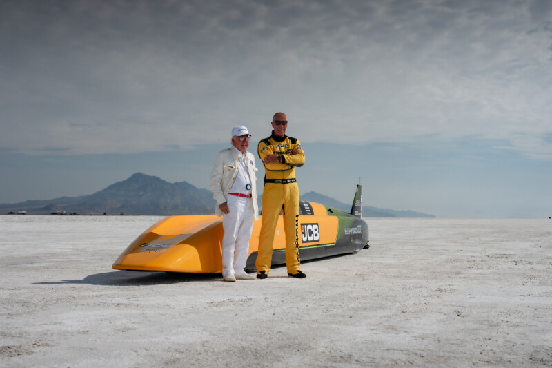 This JCB doesn't dig – it does 406 mph