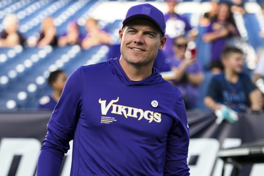 Minnesota Vikings Predicted to Shake Up Quarterback Situation Again