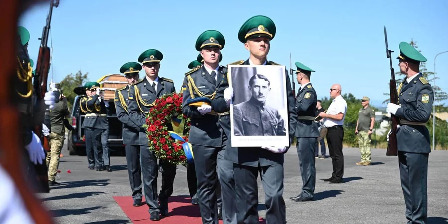 Yevhen Konovalets returns to Ukraine 88 years after assassination