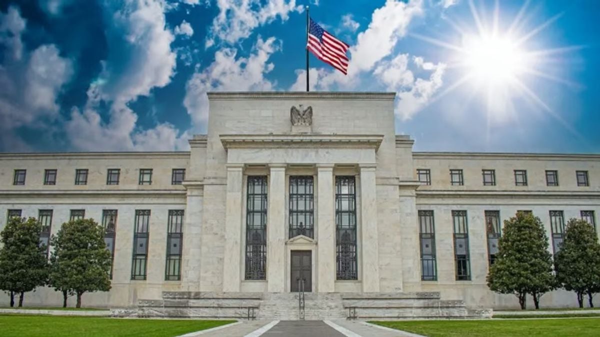 US Federal Reserve says inflation remains high, rate hike to support targets