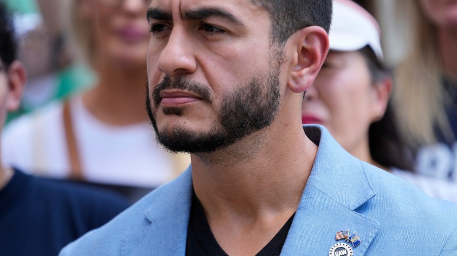 El-Sayed visits Senate Democrats, who are starting to warm to him
