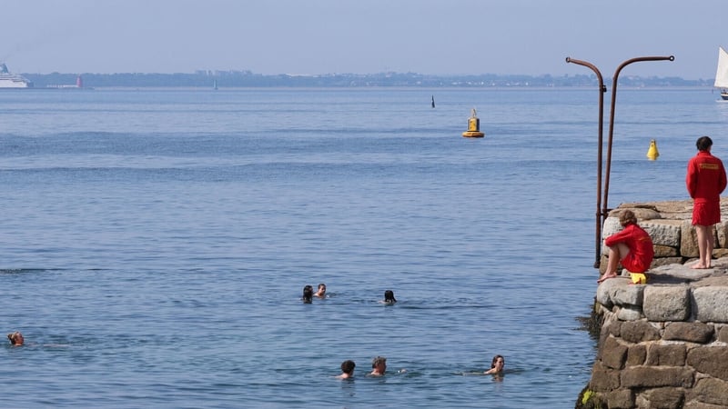 Calls for consistent hours for lifeguards during summer