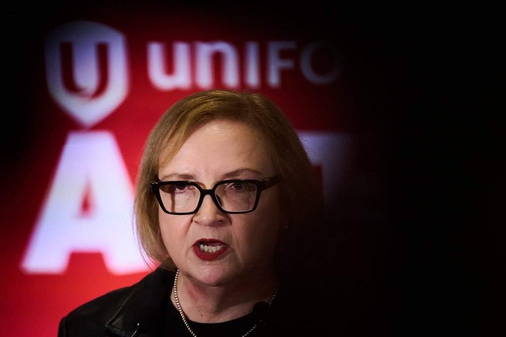 Unifor urges feds to stop Stellantis’ possible sale of Brampton plant