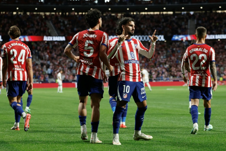 Barca hit Racing for seven as Atletico crush Osasuna
