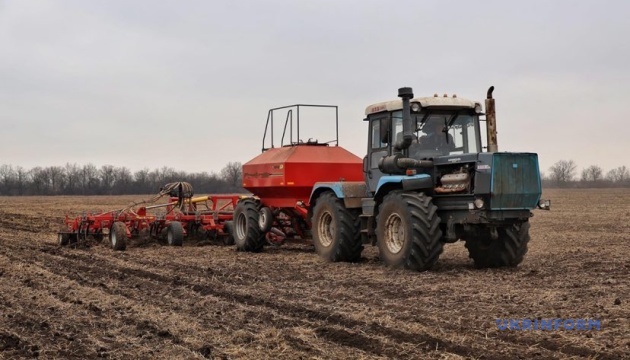 Ukraine begins sowing winter grain crops