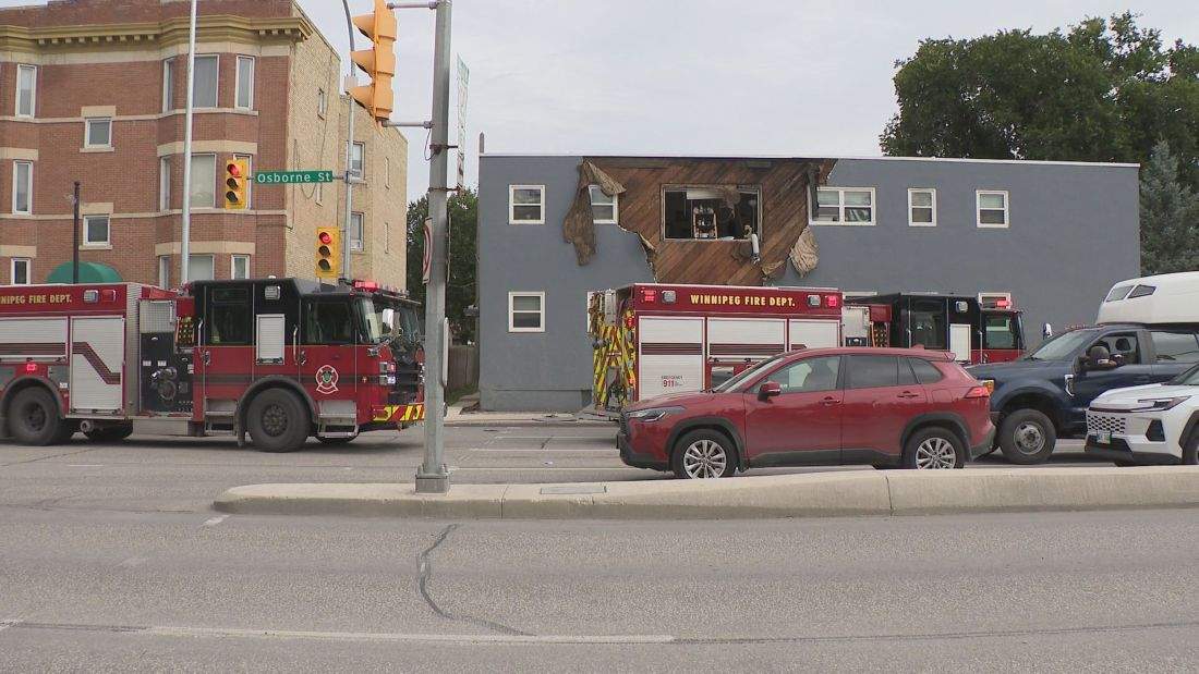No serious injuries reported in Winnipeg apartment explosion, WFPS says