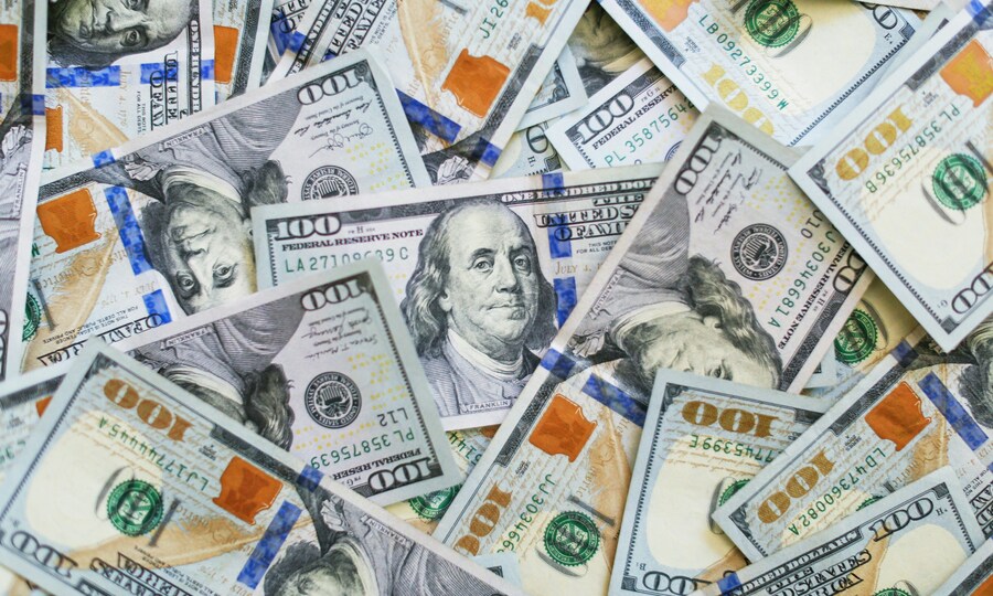 Which Southeast Asian country has the world's highest paid leader?