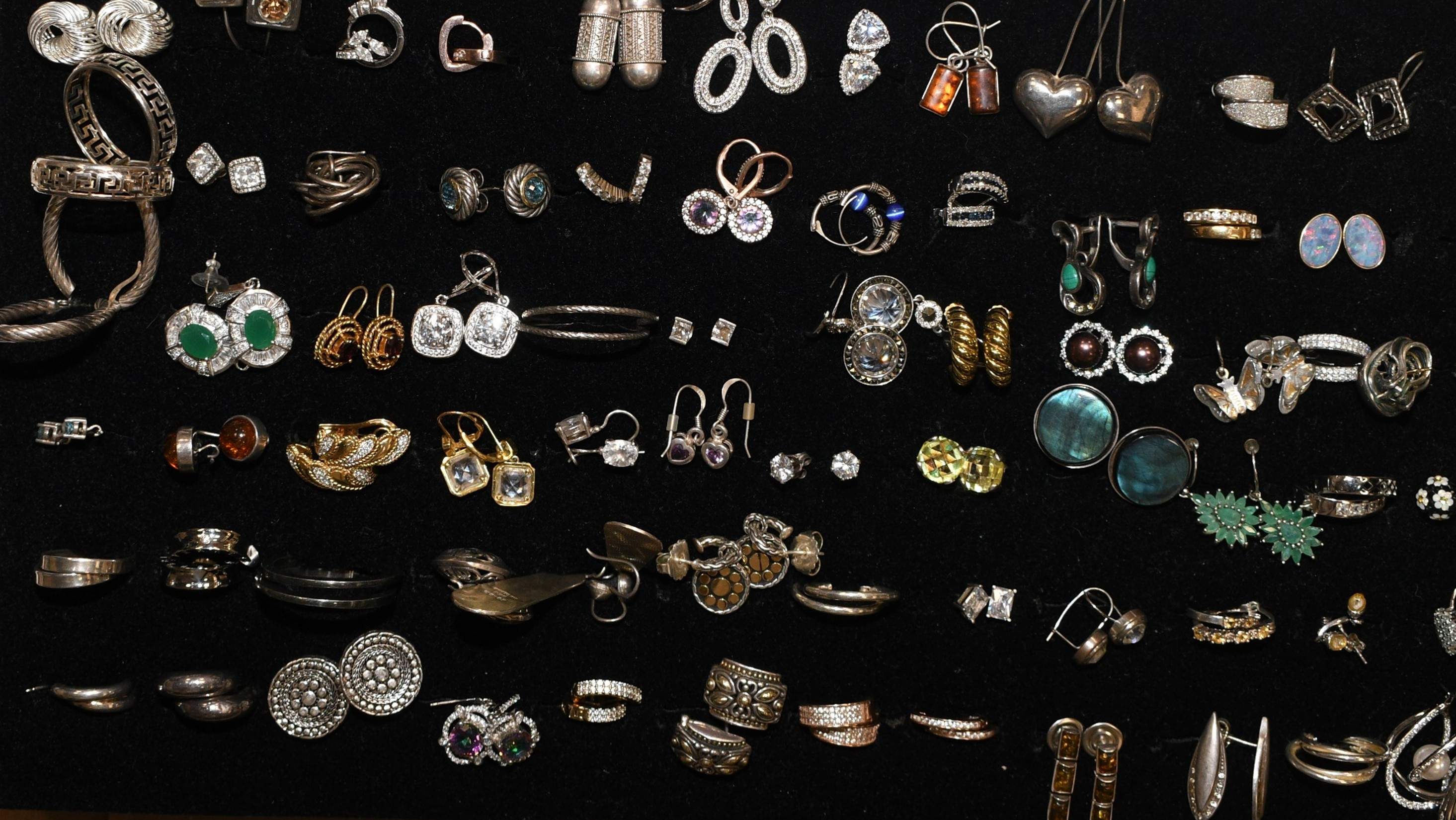 3 charged after more than $1M in goods stolen from Toronto condos