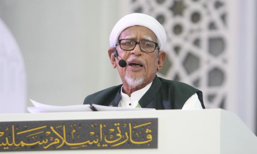 SNAPSHOT | Cops take Hadi's statement over alleged US offer to help overthrow govt