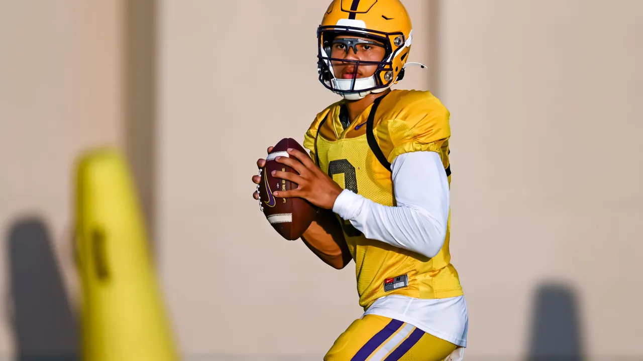 Who is Husan Longstreet? LSU's freshman five-star backup quarterback ready if Sam Leavitt is out