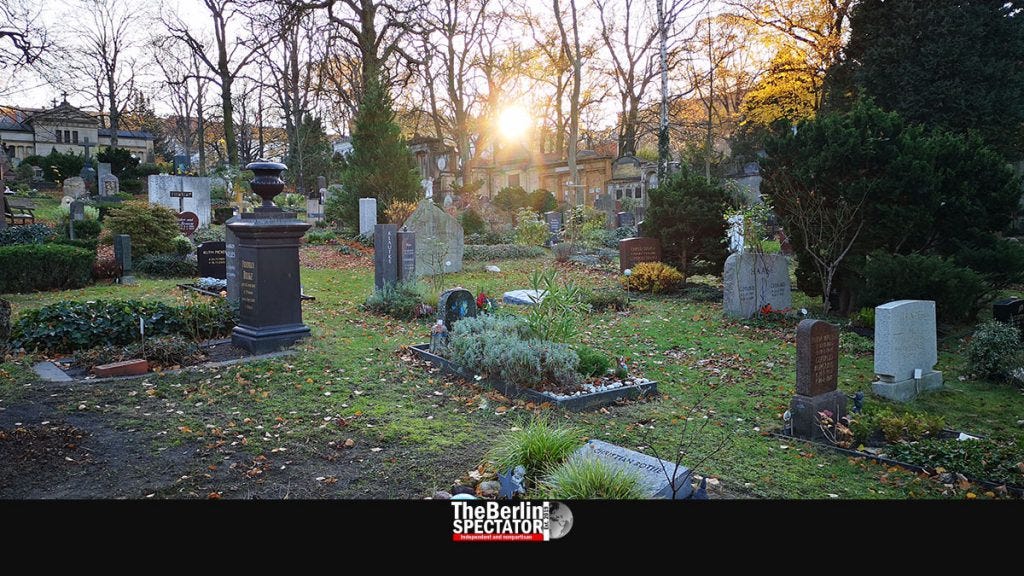 Discovering Celebrity Graves in Berlin