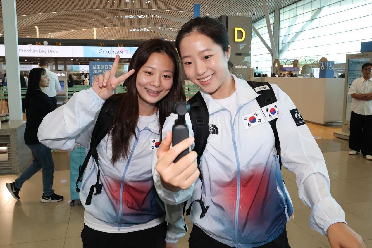 Asian Games stumble before opening with leaks, lost buses