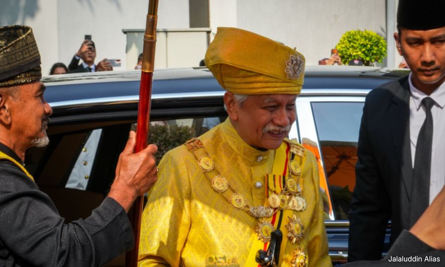 N Sembilan crisis: Customary council says Tuanku Muhriz still ruler, ex-MB, lawyers cry treason