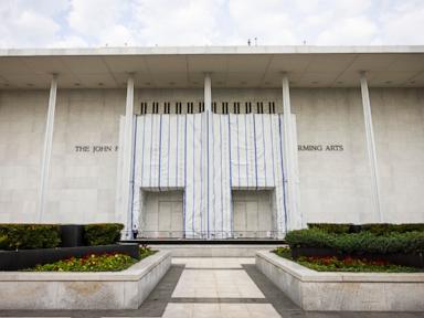 Kennedy Center board votes to close for renovations and add Trump's name: Rep. Beatty