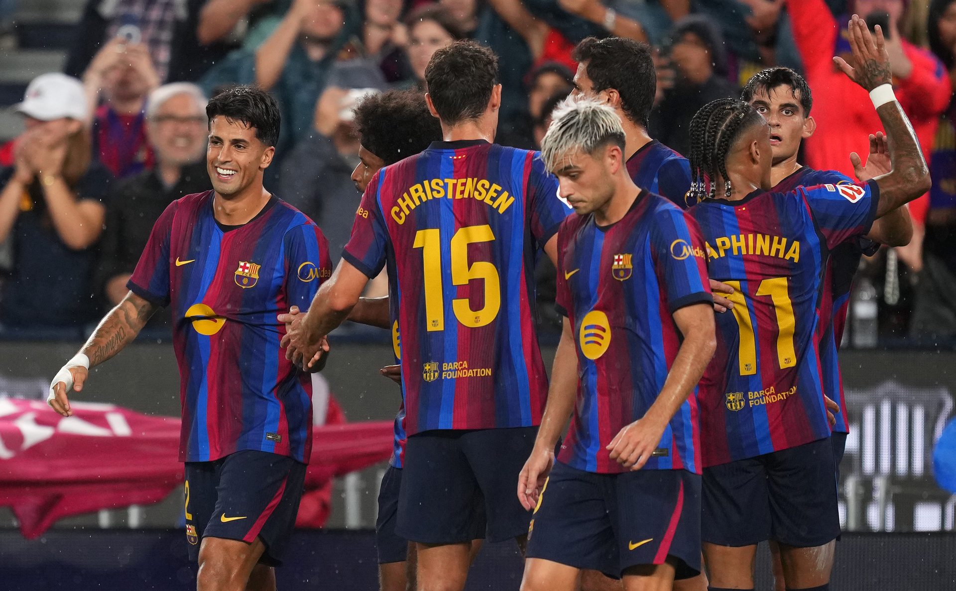 Adeyemi’s kicker, defensive struggles | Three takeaways from Barcelona 7-2 Racing Club