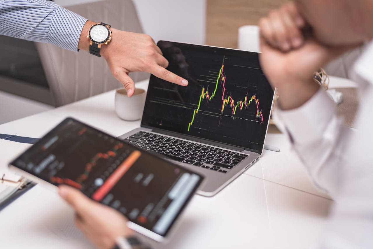 Here’s Why Kinetik Holdings Inc. (KNTK)’s Strong Fundamentals Could Fuel a Potential Takeover