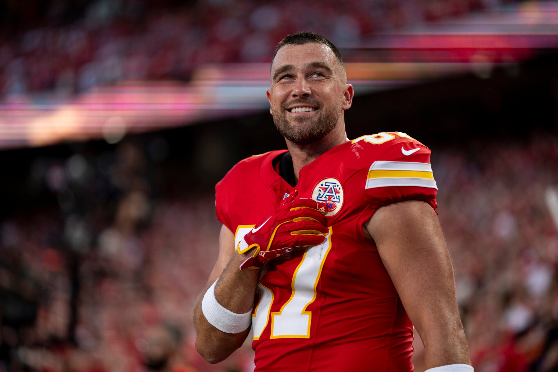 Travis Kelce shows no mercy after what he was spotted doing to Denver Broncos players