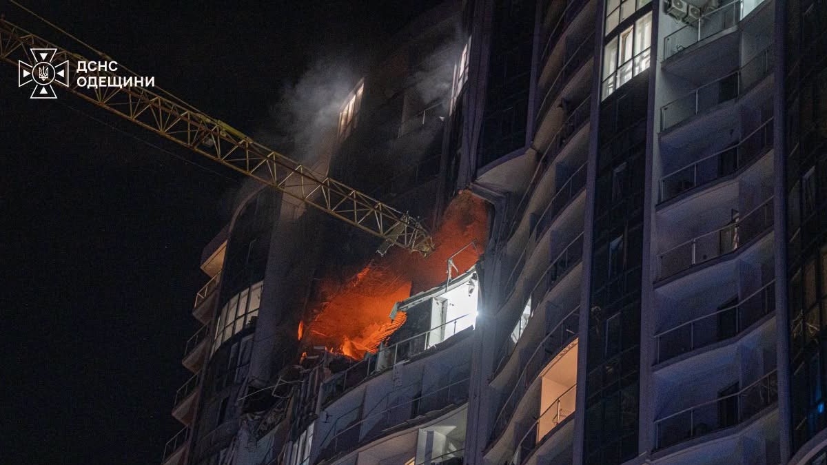 Night attack on Odesa injures 6, including 2 children