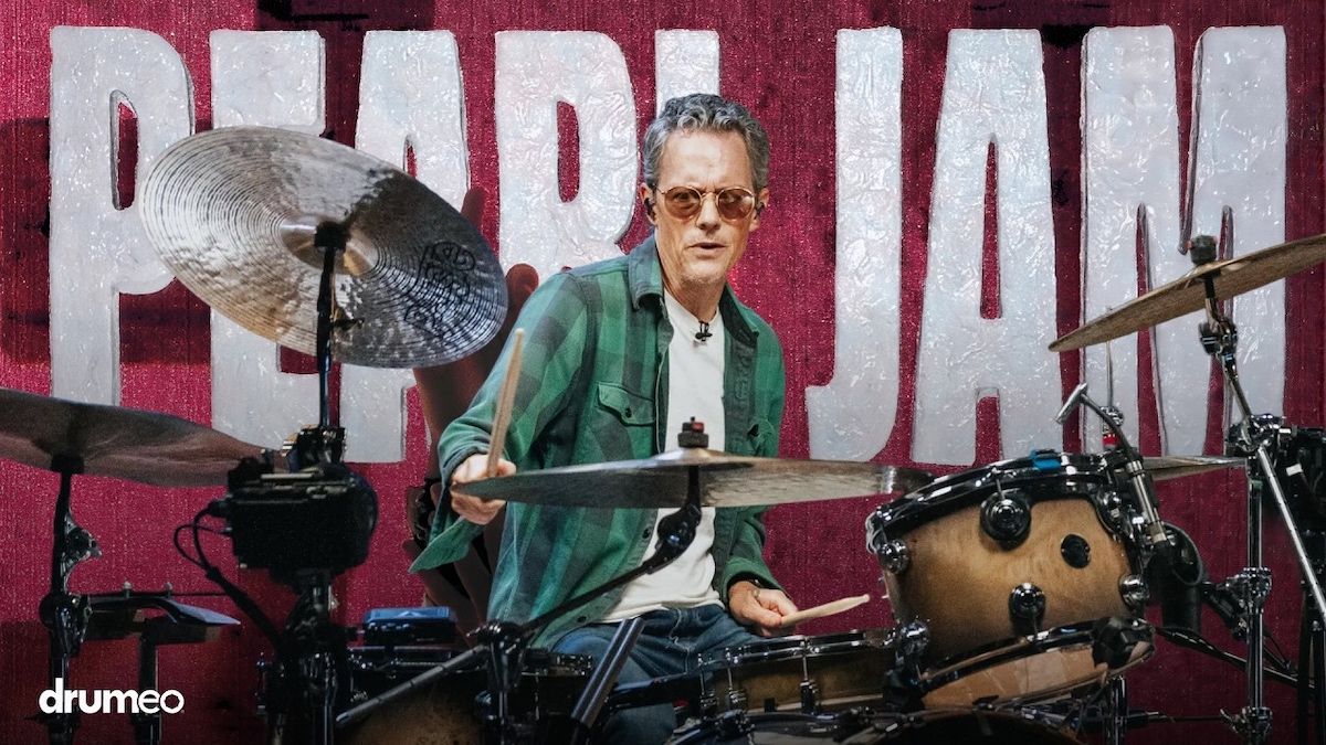 Original Pearl Jam Drummer Dave Krusen Plays Through the Full Album Ten for Drumeo: Watch