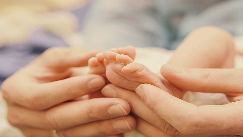 Ambulance Delay Forces Woman To Deliver Baby On Roadside In Dhar