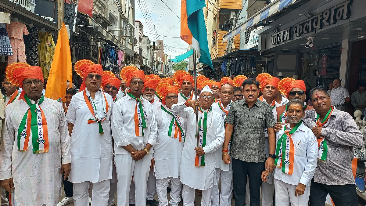 Procession Marks Durgadas Rathore's Birth Anniversary In Aalirajpur