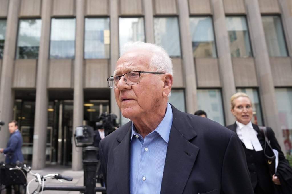 Sentencing hearing for billionaire businessman Frank Stronach