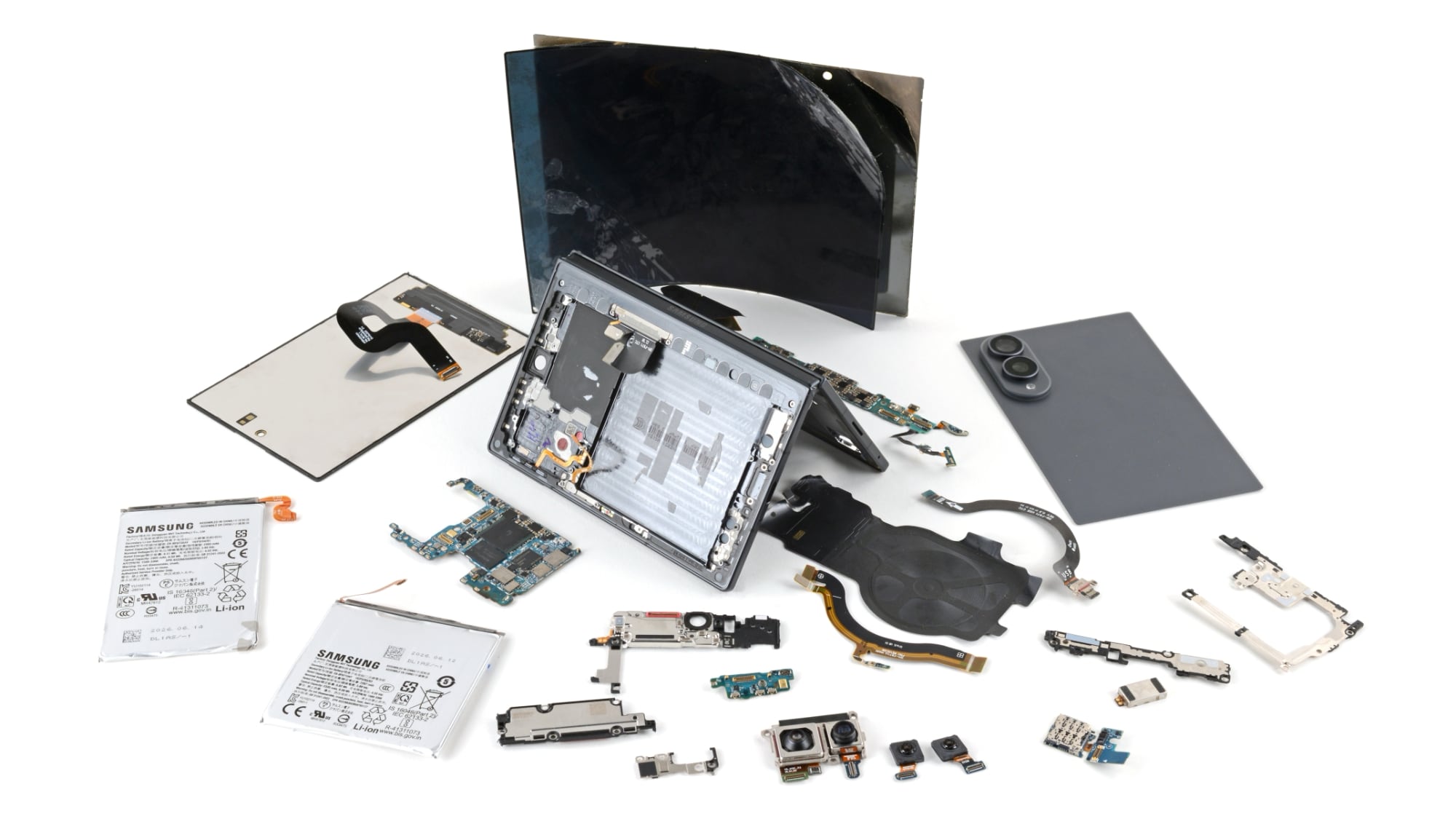 iFixit's Galaxy Z Fold8 Teardown is a Preview of Apple's Foldable Challenges