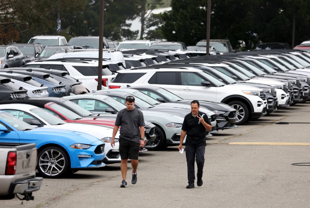 The average car loan is now $785 a month — and lasts for almost 6 years