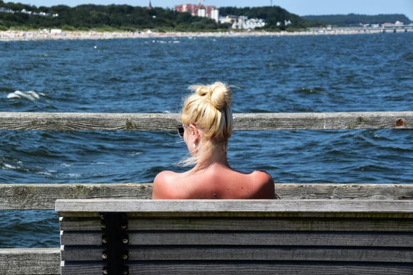 10 things heat is doing to your skin that have nothing to do with sunburn