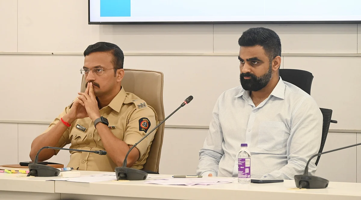 Pune Collector Jitendra Dudi Orders Action Plans For Chakan Traffic, Roads & Parking