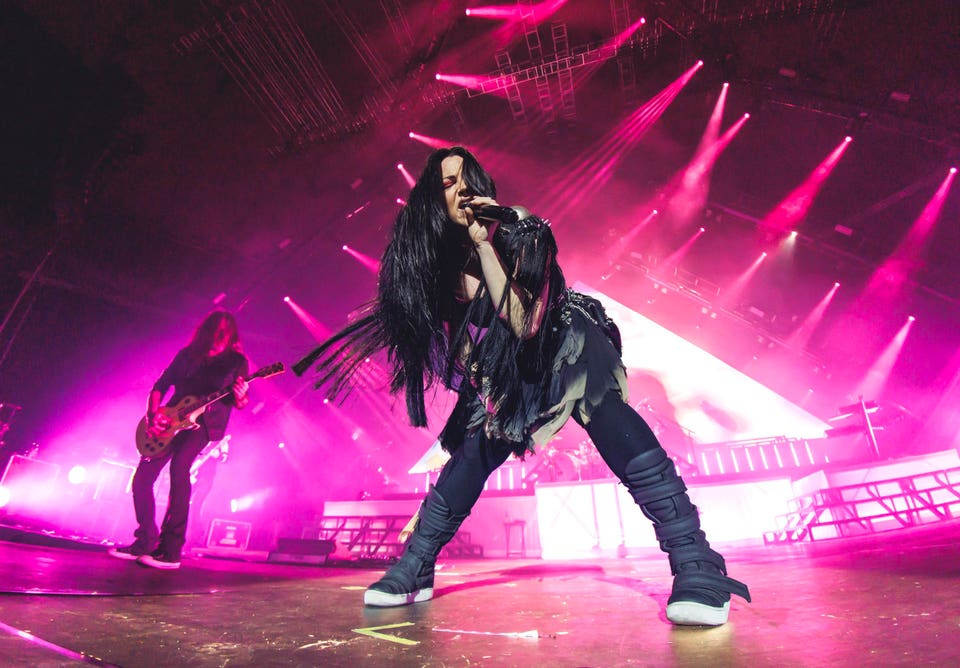 Evanescence Debuts Inside The Top 10 As Fans Rush To Purchase Vinyl