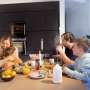 How digital interferences shape parent-child time