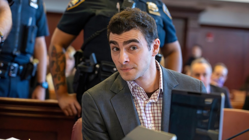 Luigi Mangione expected to plead guilty over shooting of insurance CEO
