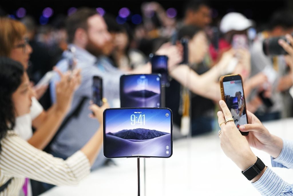 Memory pricing suggests iPhones could get even more expensive in 2027