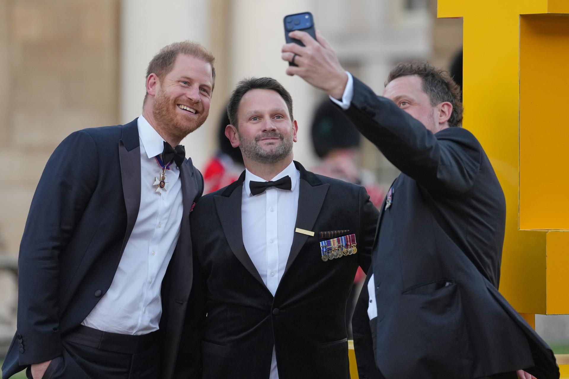 Harry makes first public appearance since return to UK