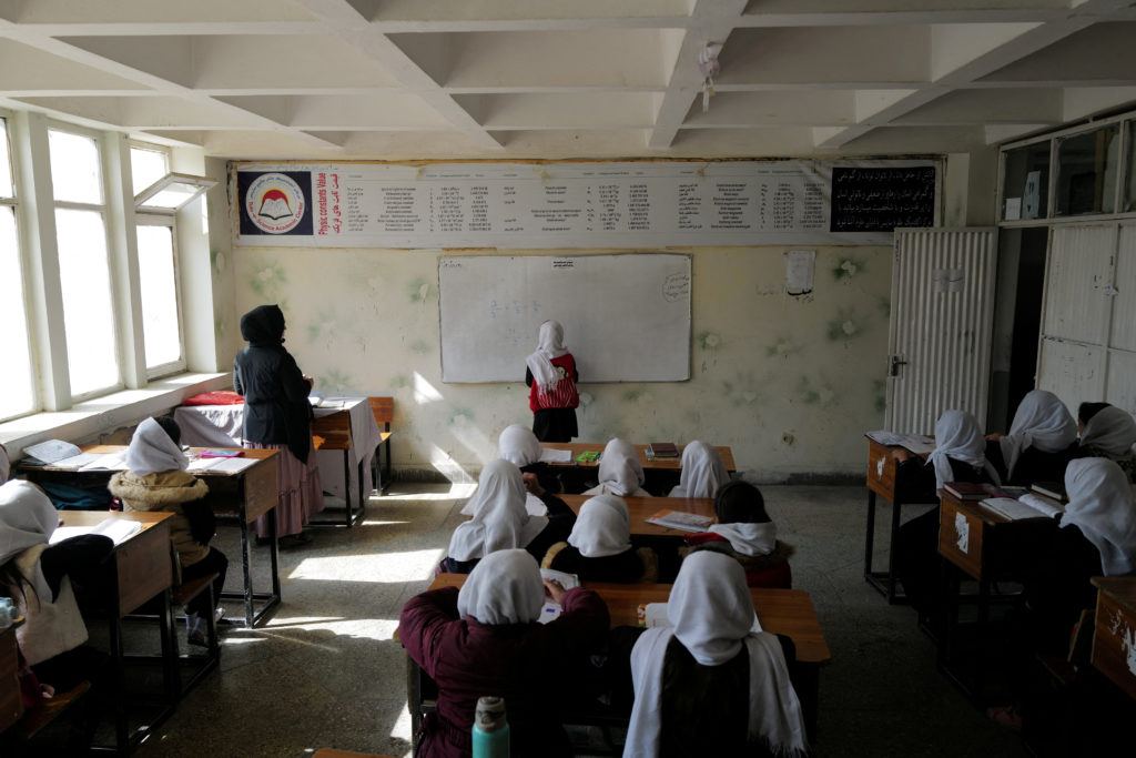 Taliban detained 6 staff from a women's and children's rights group, Human Rights Watch says