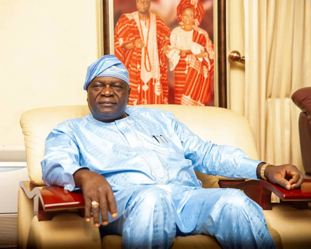Osun: Adeleke never bought me a car – Ex-Governor, Oyinlola